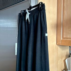 COPY - Wide leg dream knit pants black heather beautiful soft material